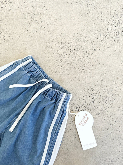 デニムパンツ - Tricky Track Pant - Denim Side Stripe